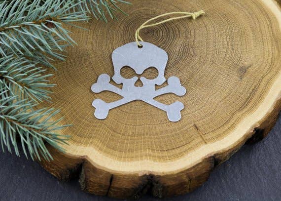 Skull And Crossbones Metal Holiday Gift Christmas Ornamentsh