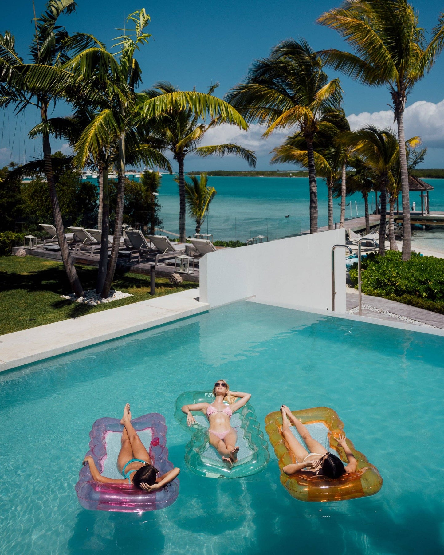 FUNBOY - Clear Pink Mesh Lounger