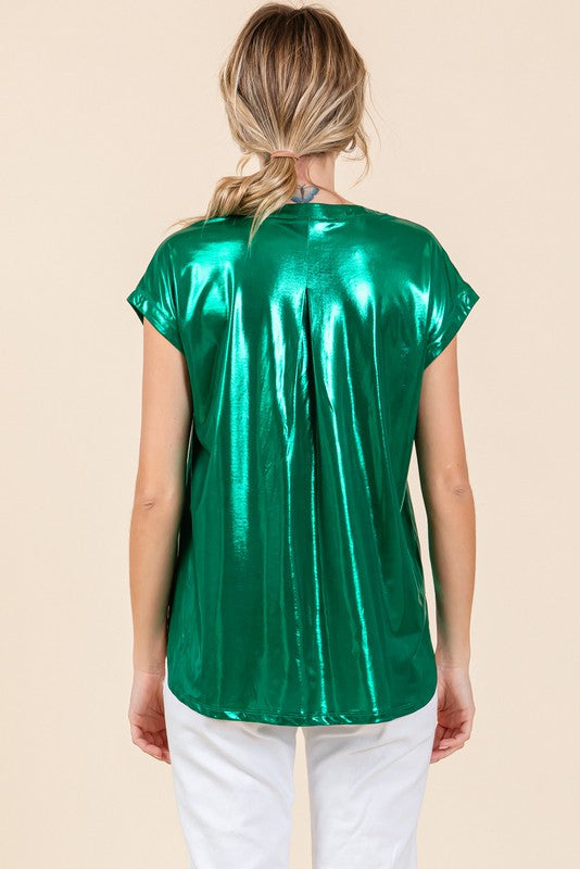 Glossy Pocket U-neck Top
