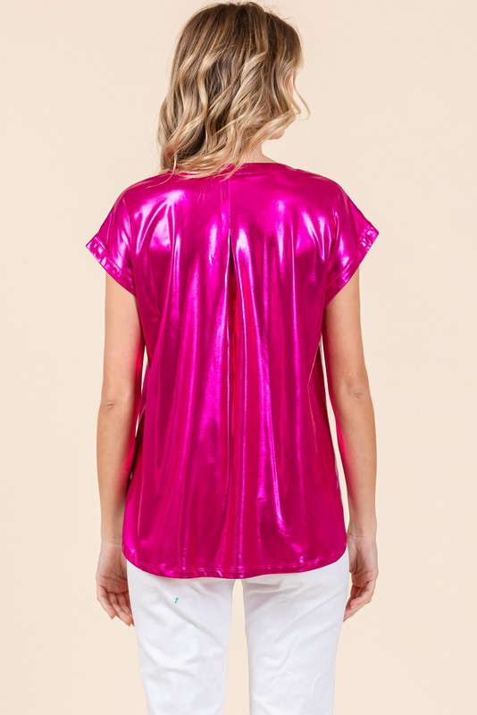 Glossy Pocket U-neck Top