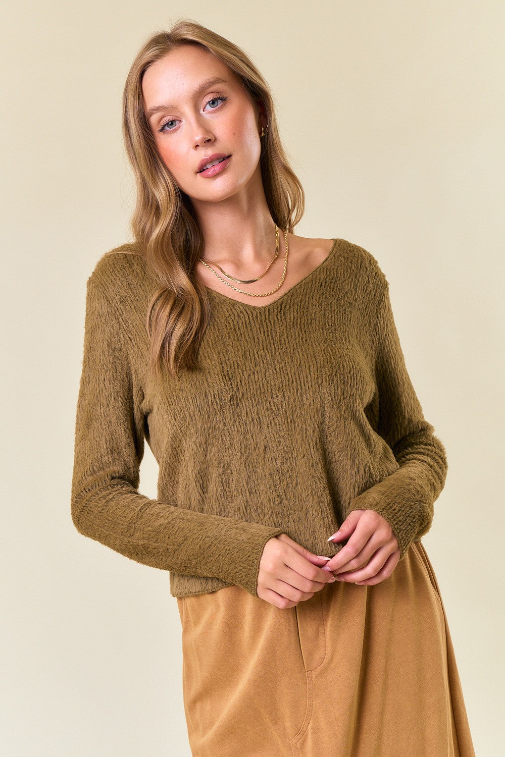 Soft Fuzzy Knit V- Neck Long Sleeve Cropped Top