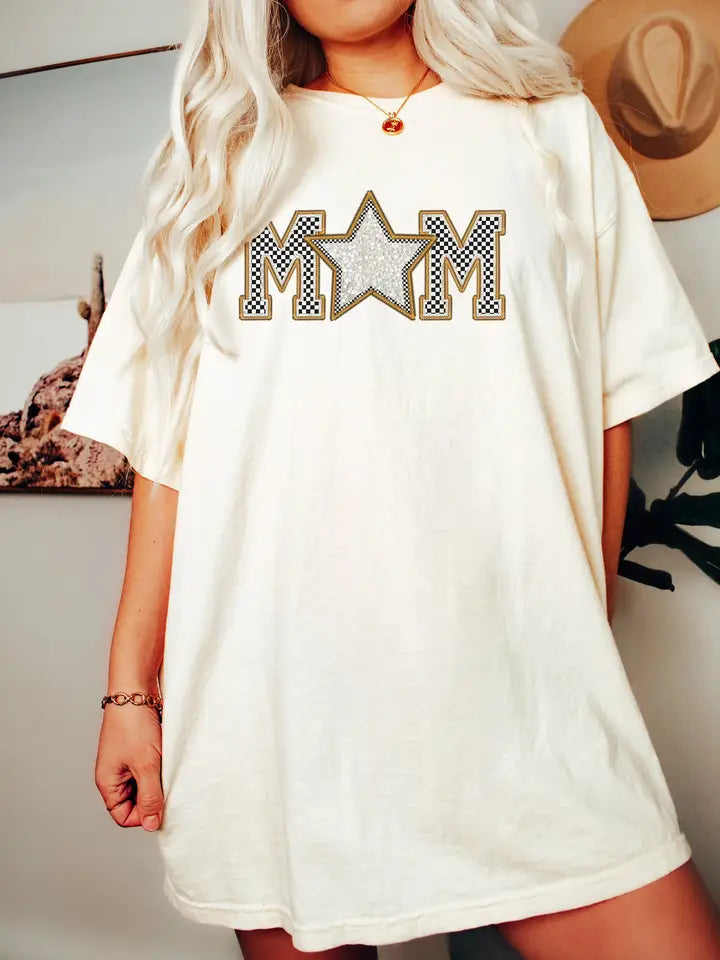 Retro Star Checkered Mom tee