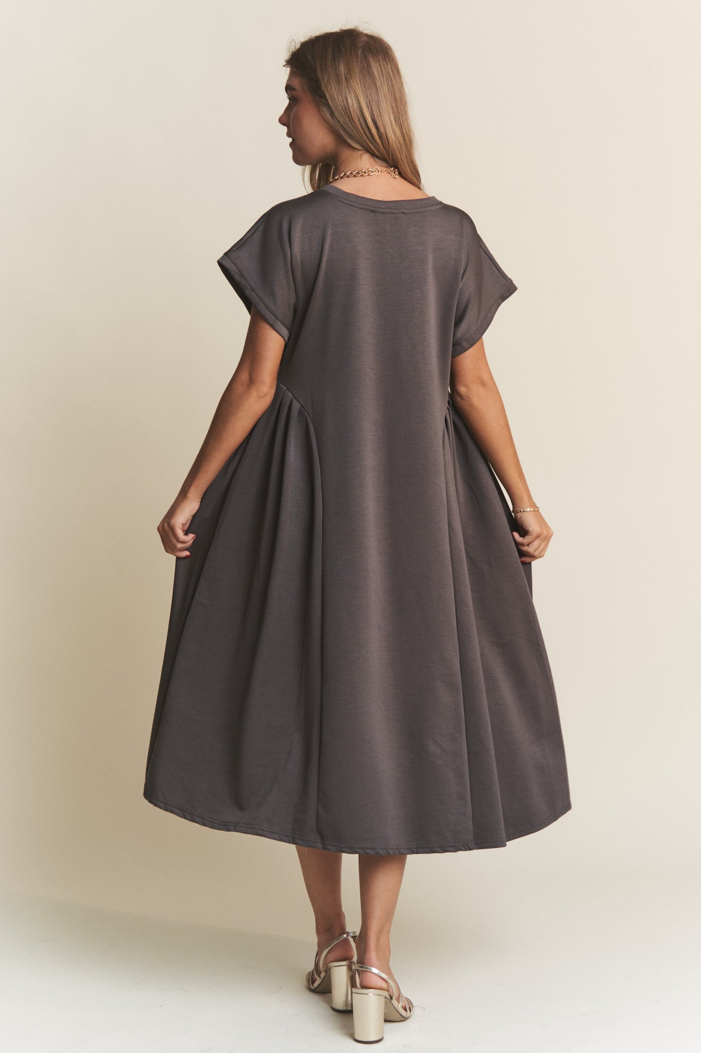 Casual V Neck Pleated Design Midi Dress