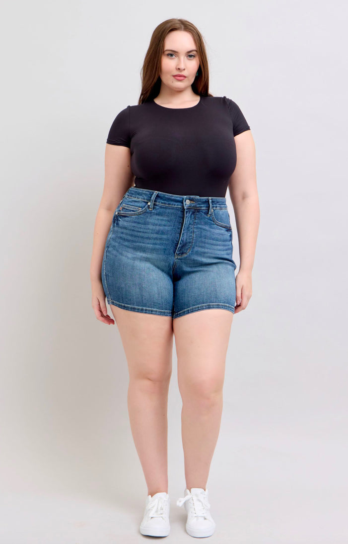 Judy Blue Medium Rise / Curvy Tummy Control Shorts JB150334