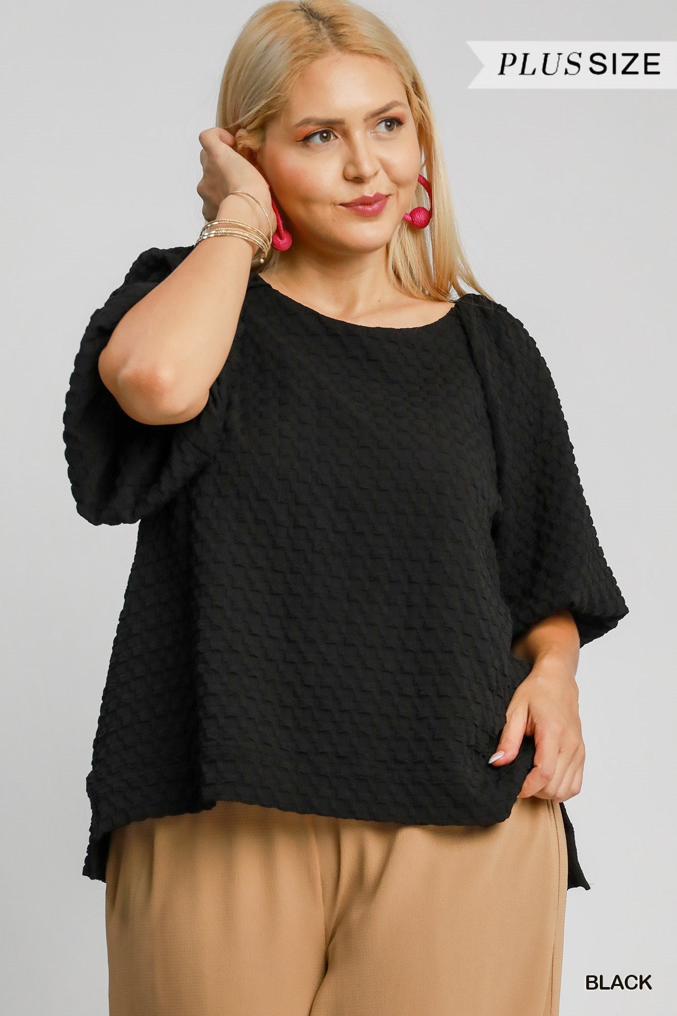 Black Jacquard Round Neck Top