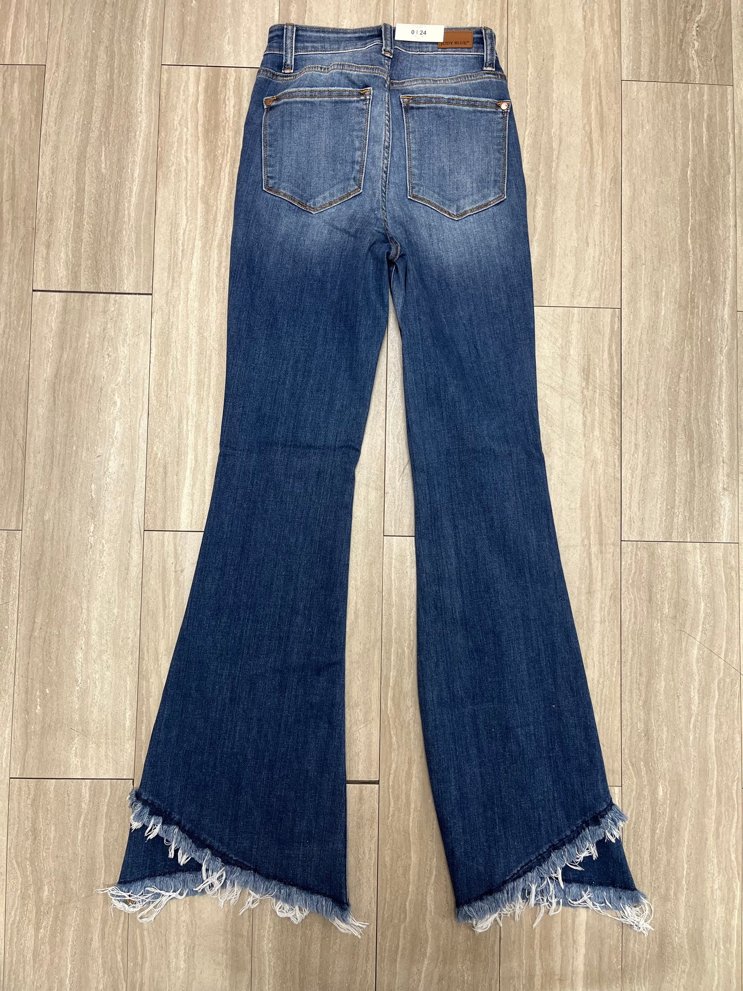 Judy Blue Tulip Frayed Hem
