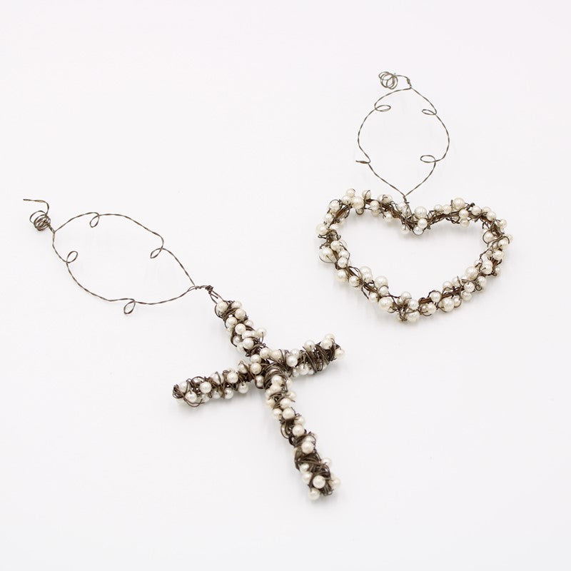 Wire Ornament w/Pearls