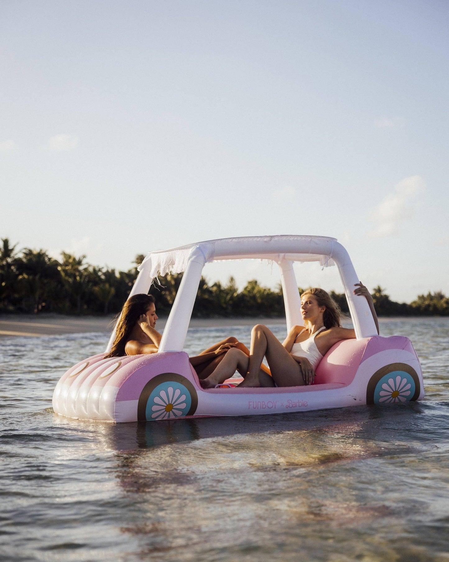 FUNBOY - FUNBOY x Malibu Barbie™ Golf Cart Pool Float