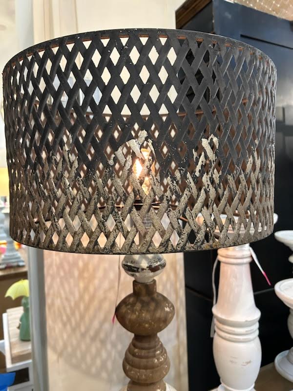 Large Round Lamp