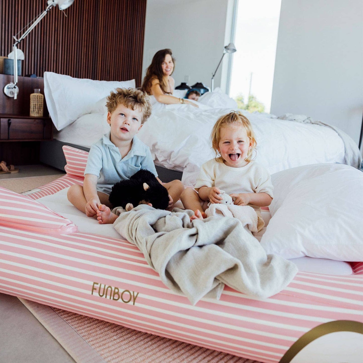 FUNBOY - Pink Convertible Kids Sleepover Air Mattress