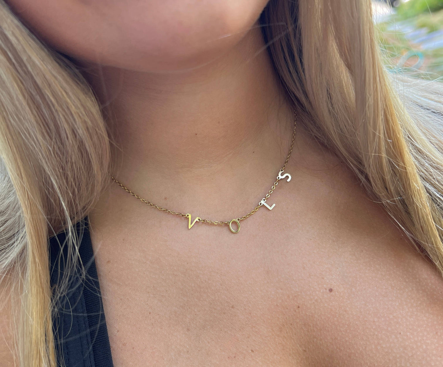 VOLS Charm Necklace -Gold  