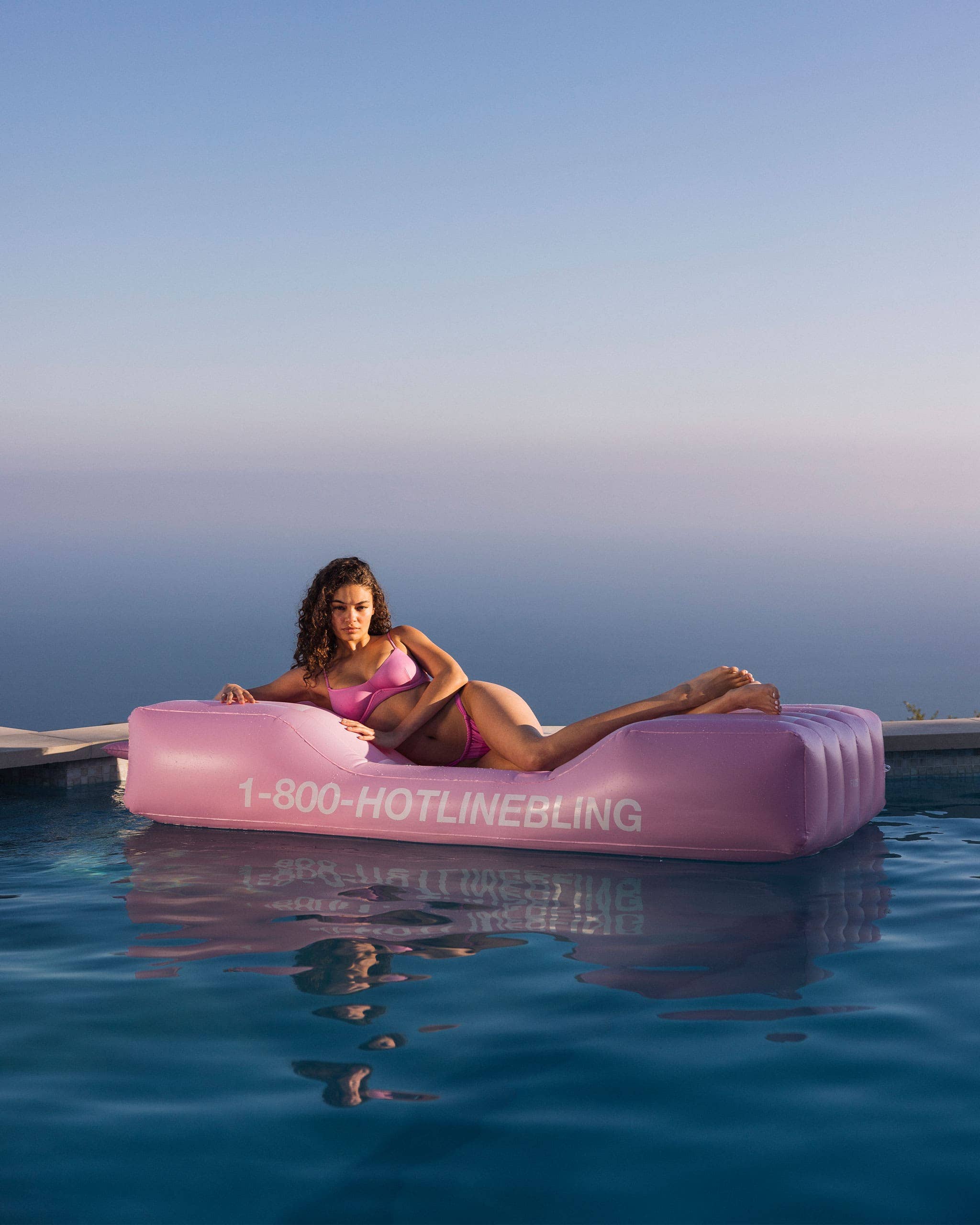 FUNBOY - Hotline Bling Pool Float - Thumbnail 4