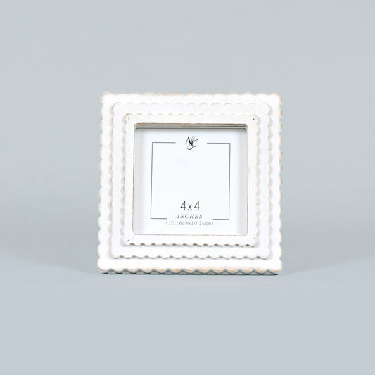 Wood Photo Frame in the Scalloped Design 6x6x1