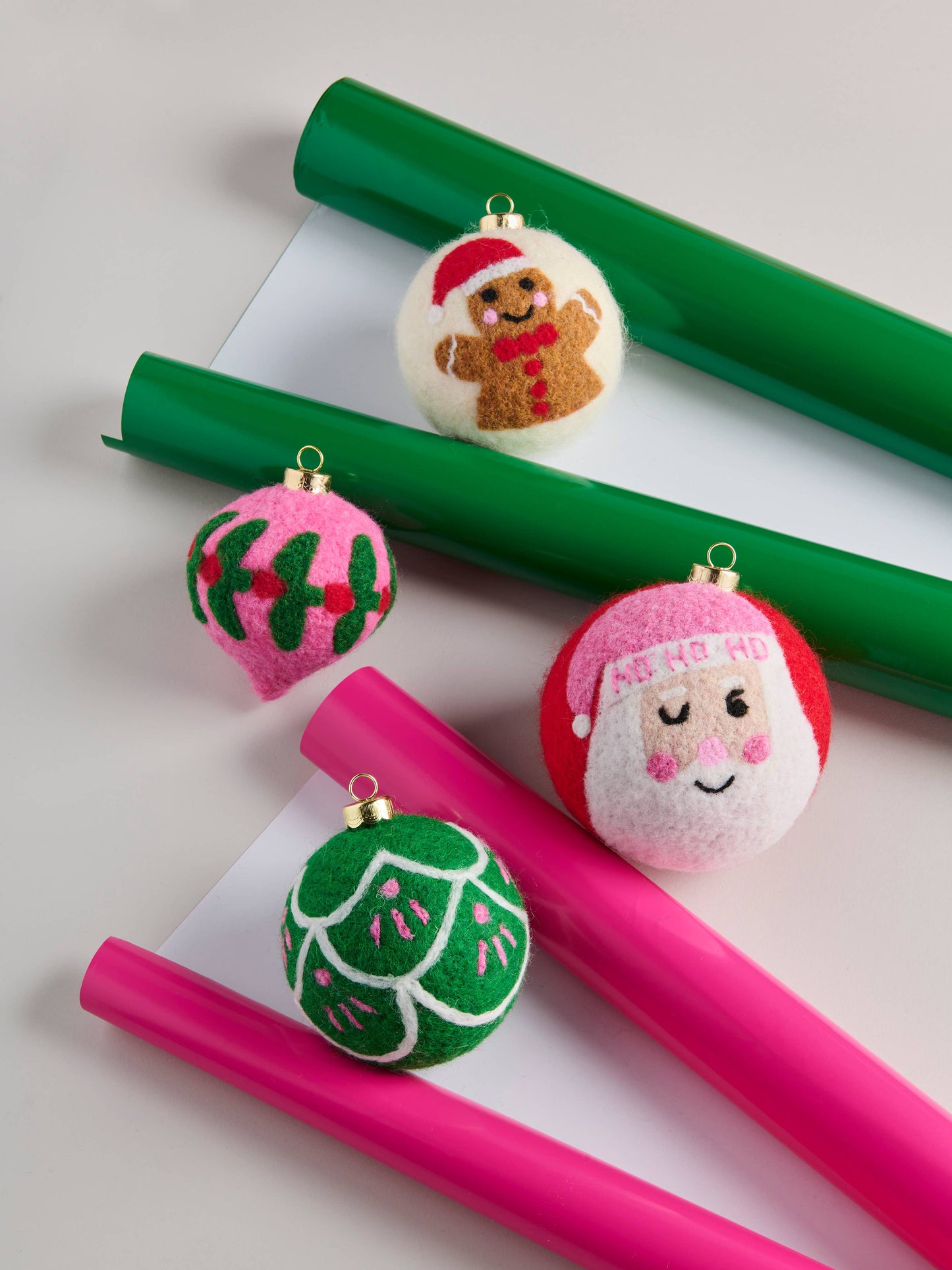 Shiraleah - JOLLY  ORNAMENTS