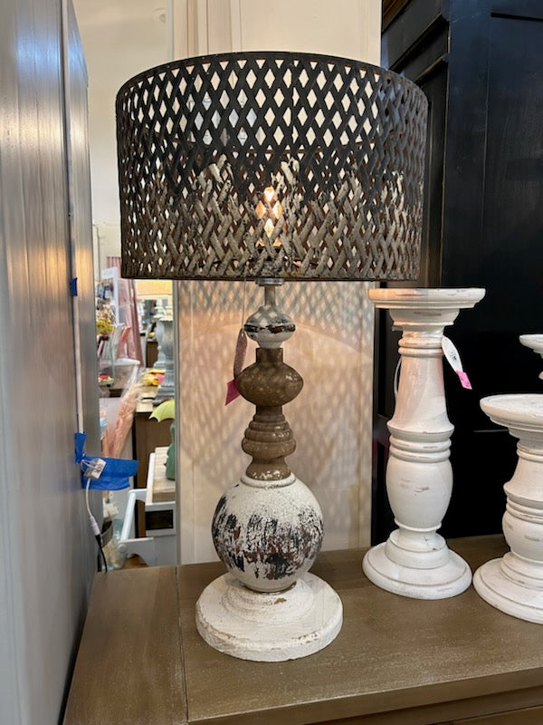 Large Round Lamp