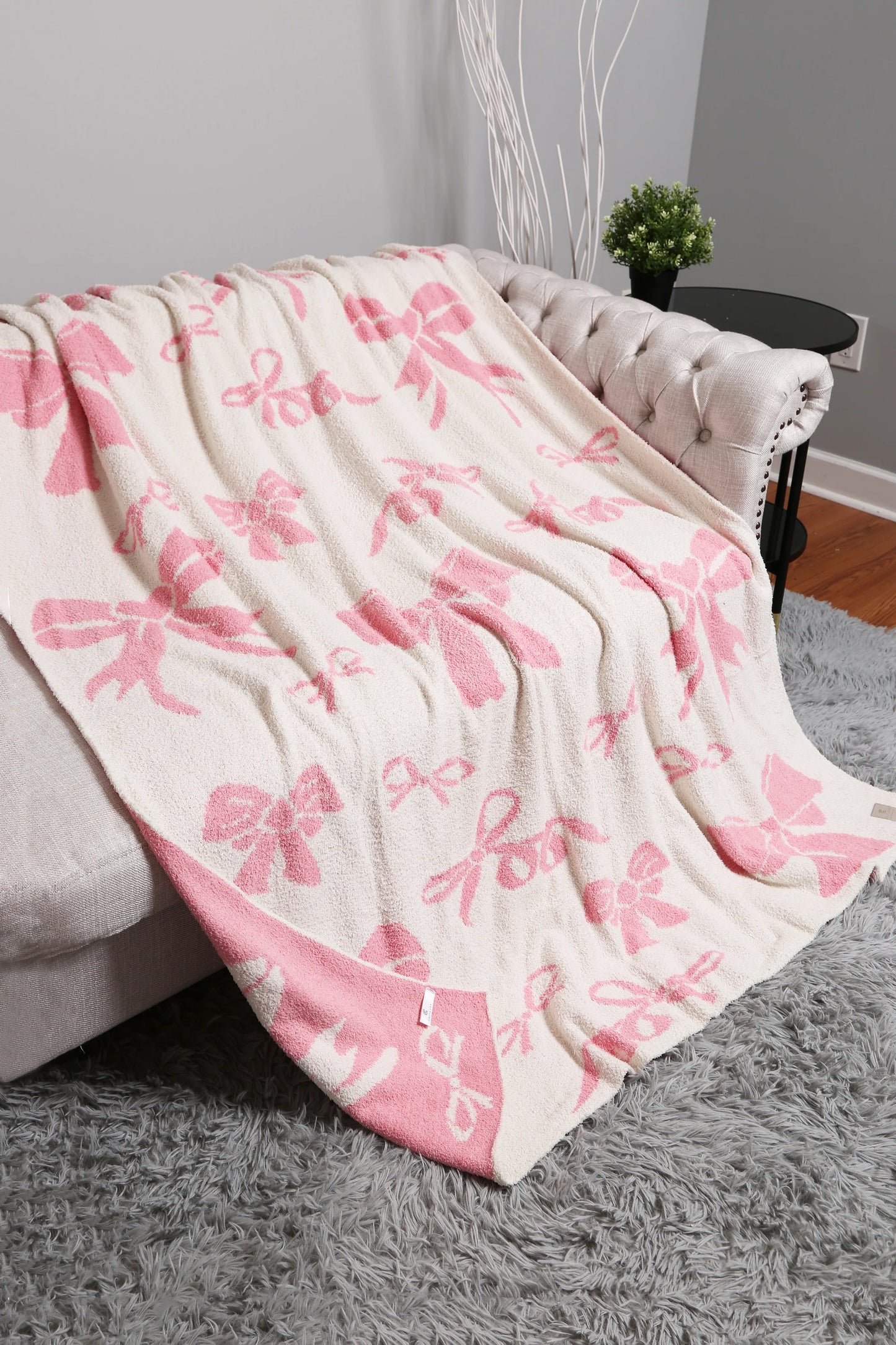 Mixed Ribbon Pattern Luxury Soft Blanket