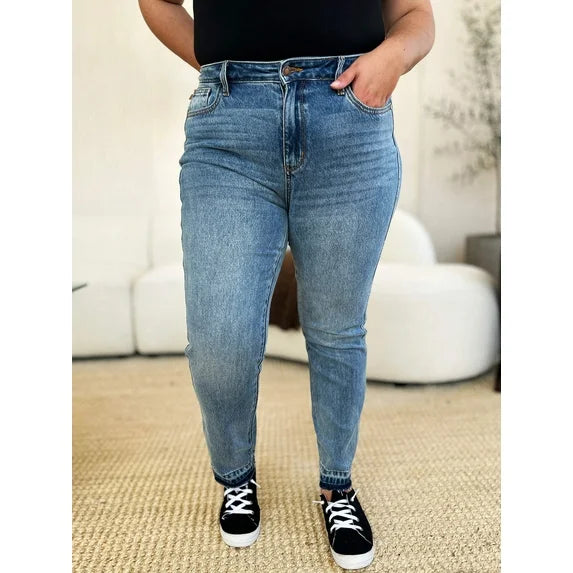 Judy Blue Rigid Magic Release Hem Curvy