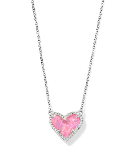 Ari Heart Silver Short Pendant Necklace