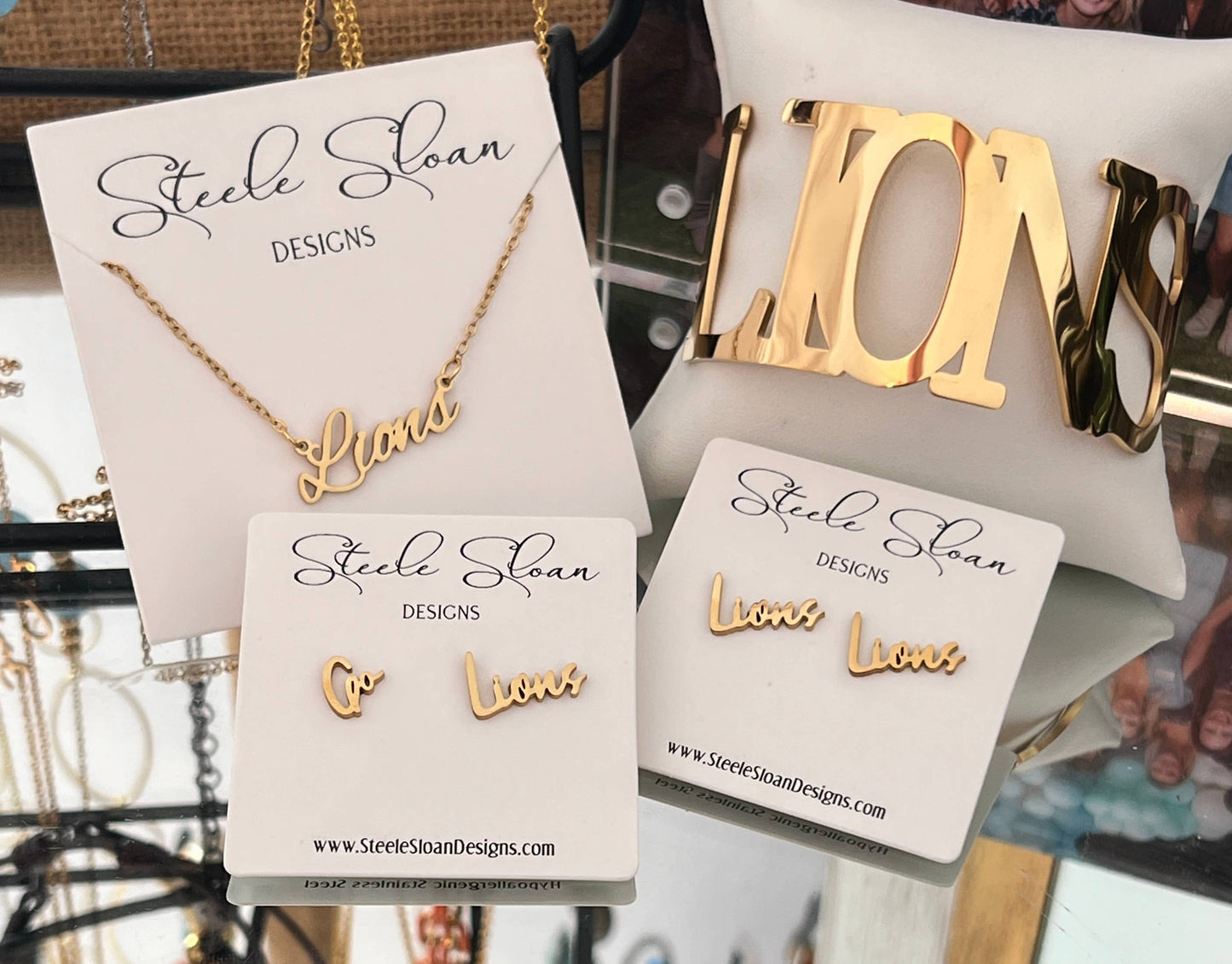 Lions Fans Gold Stud Earrings Lions Team