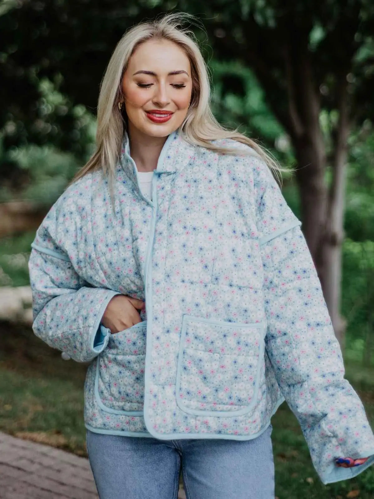 Light Blue Dainty Floral Lightweight Quilted Jacket