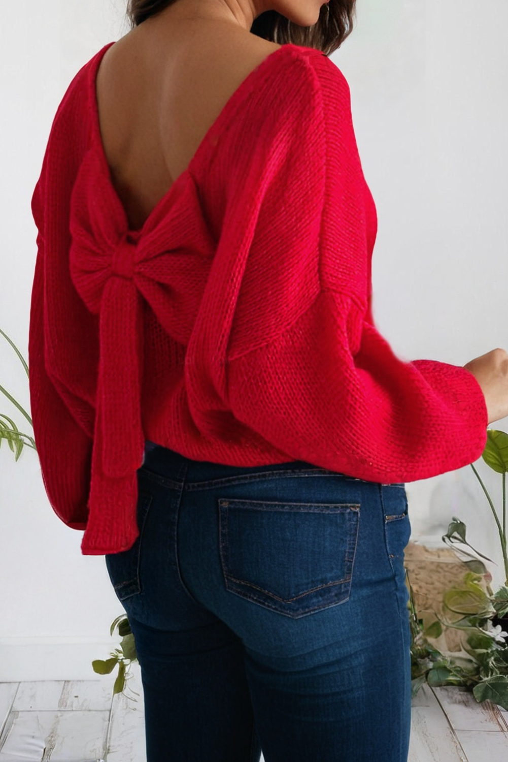 Black Backless Bubble Sleeve Back Bow Sweater- M