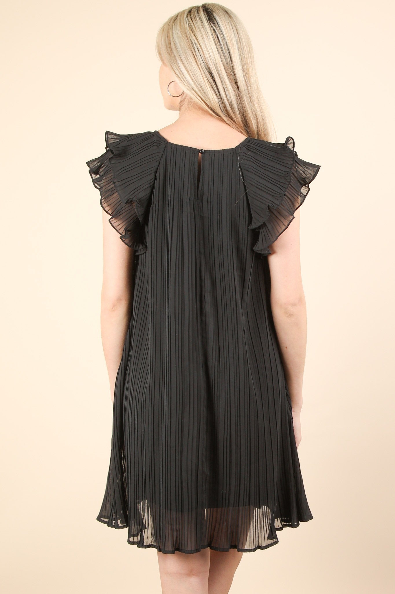 Black / Pleated Ruffle Mini Dress