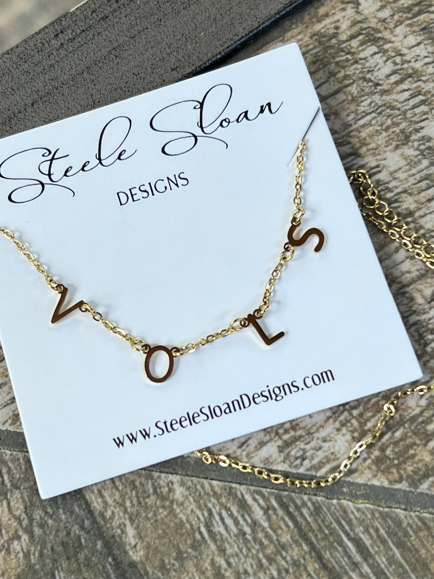 VOLS Charm Necklace -Gold  