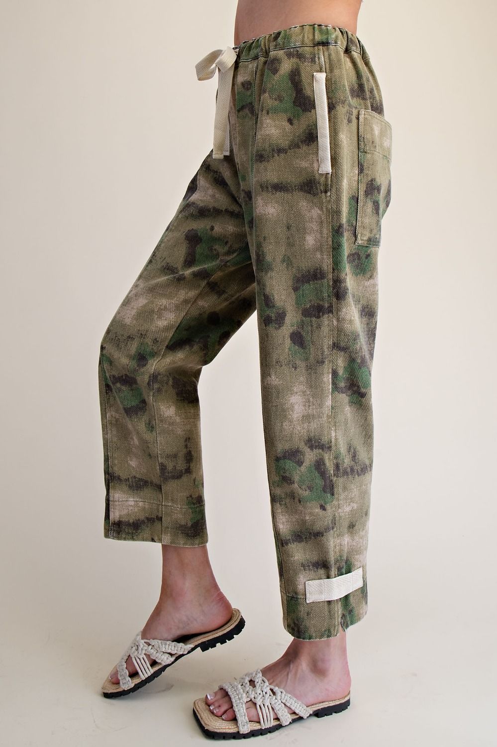 CAMOUFLAGE PRINT WASHED PANTS