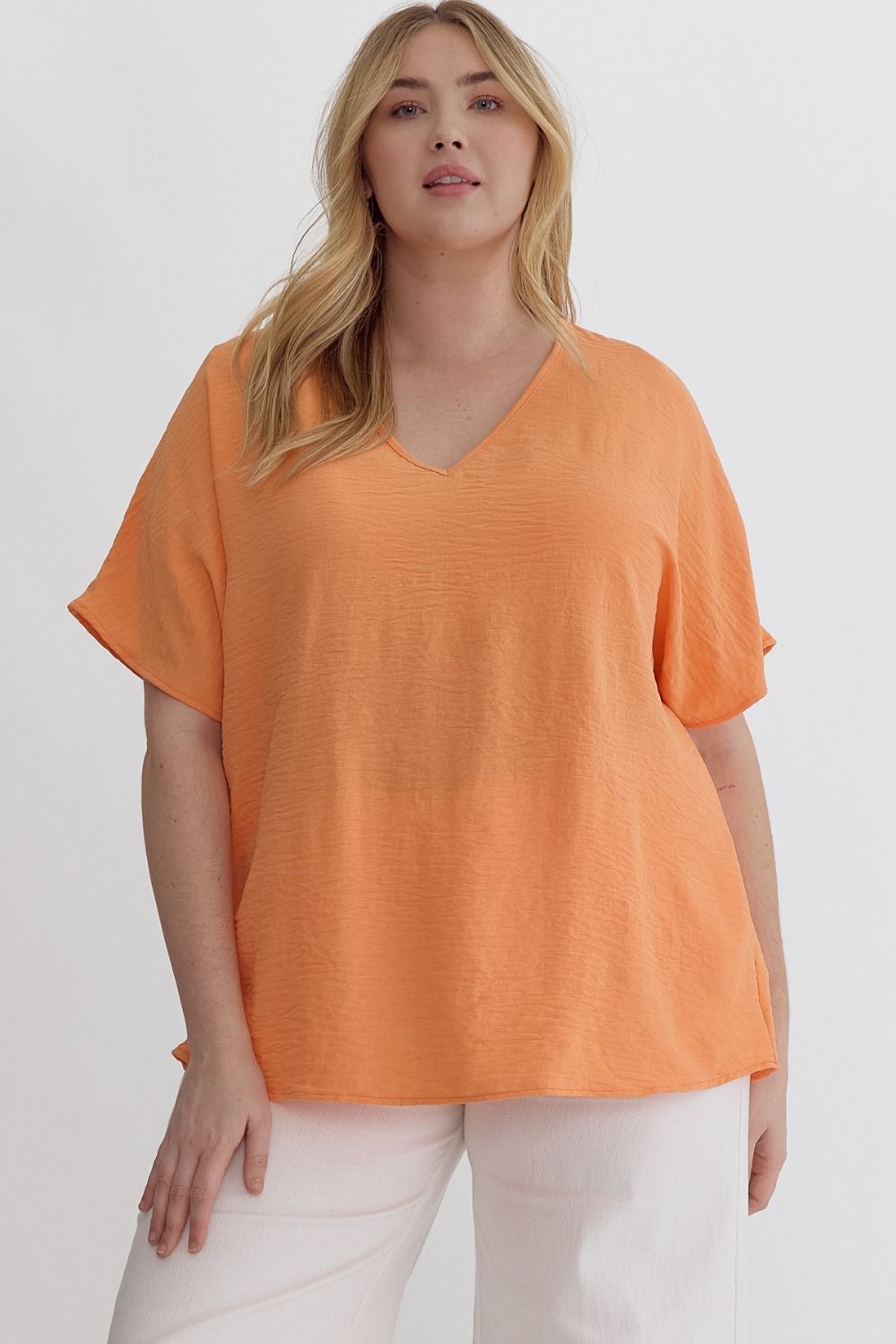 Solid V-Neck Asymmetric Round Hem