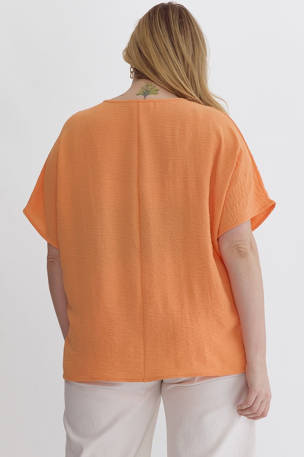 Solid V-Neck Asymmetric Round Hem