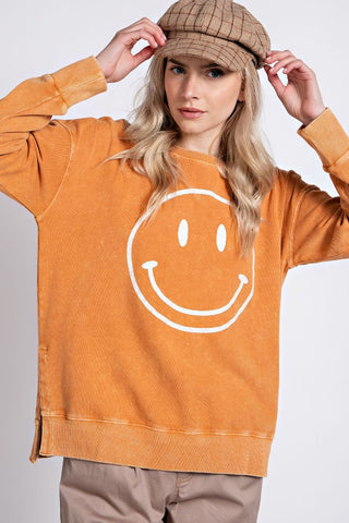 Mineral Wash Smiley Pullover
