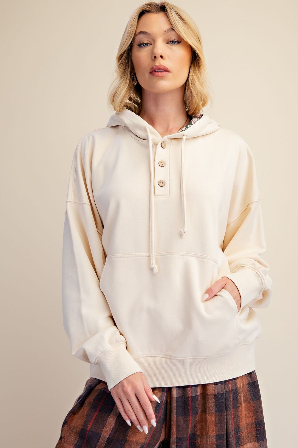 PEACE PATCH HOODED PULLOVER