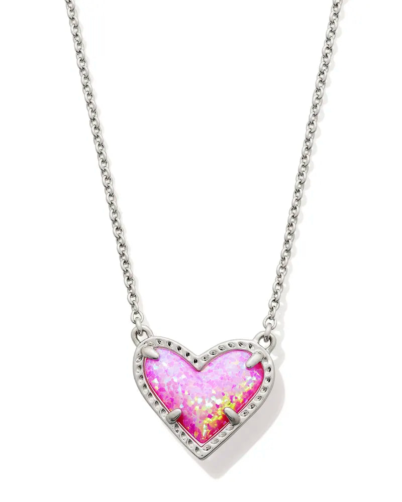 Ari Heart Silver Short Pendant Necklace