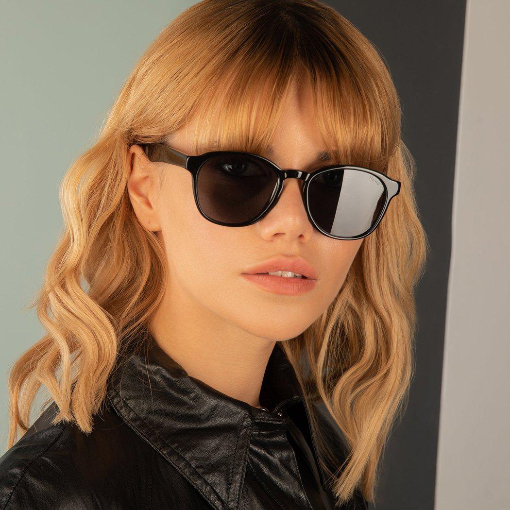 Luca Black Sunglasses